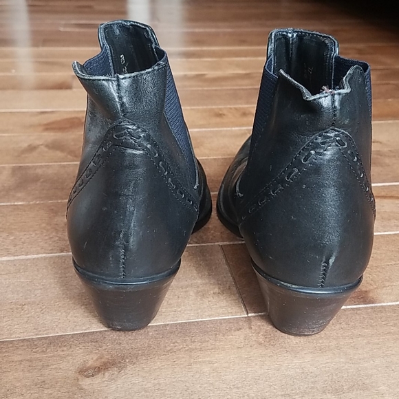 Durango Black Ankle Boots - Picture 3 of 5